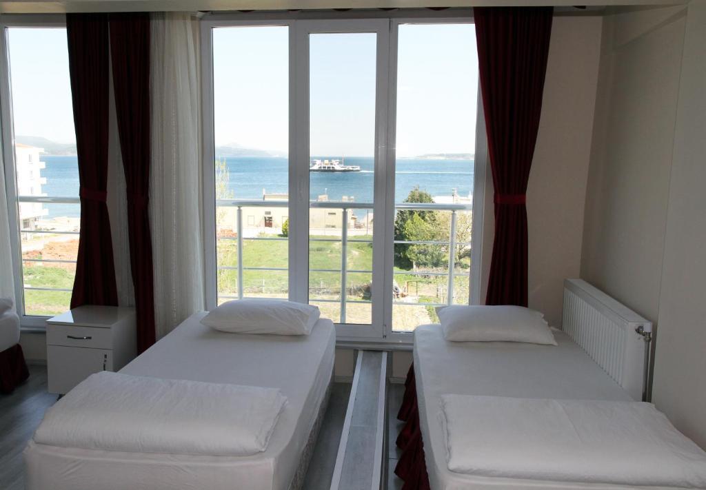 Boss 2 Hotel Eceabat Eksteriør billede